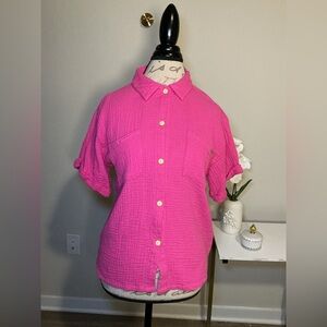 Nicole Miller Pink Button-Up Women's Top